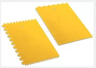 PLASTİK FAYANS TARAĞI ÜÇGEN DIŞ 18*13,5 CM